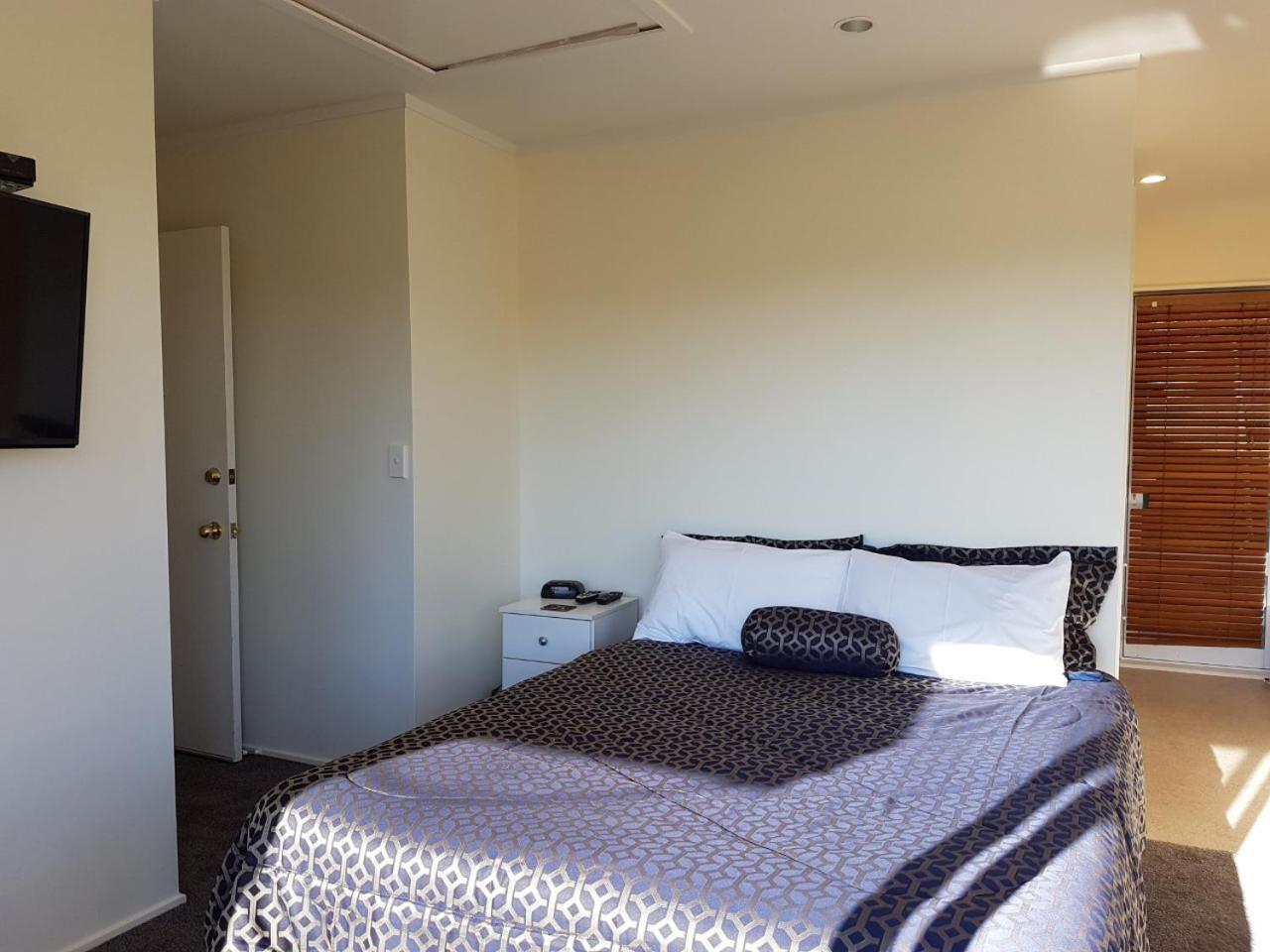 Annandale Accommodation Taupo Bagian luar foto